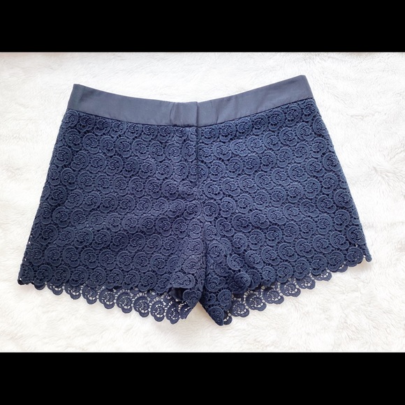 Club Monaco Navy Diaz Lace Shorts - Picture 4 of 8